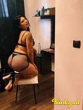 sarah-escort-via-kinky-693fd908d3137d0013bc0640