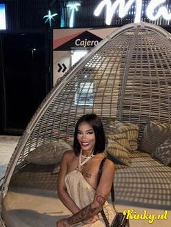 mia-prive-ontvangst-via-kinky-698e0301646acd001318cbc3