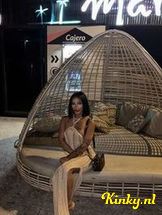 mia-prive-ontvangst-via-kinky-698e03018d370e0013a0f6f7