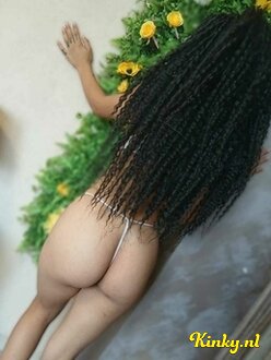natali-escort-via-kinky-681c1bf76f455c0013cfdcc8