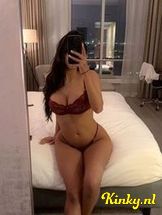 amina-prive-ontvangst-via-kinky-692ebc70f22bb400132463e6