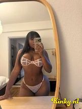 taliana-prive-ontvangst-via-kinky-699c63807972fd001286981f