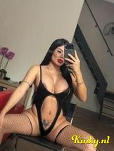 valentina-prive-ontvangst-via-kinky-699cac1f9750de0013979ecf