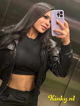 ivonny-prive-ontvangst-via-kinky-673a89332393d80013a2325c