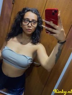 nattalia-escort-via-kinky-68eccd3655988d00133100f4