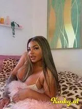 Lindsay - Party Trans