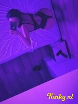 adina-escort-via-kinky-68a91f301ea34700135d4529