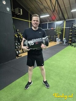 bas-prive-ontvangst-via-kinky-673b415dda4b420013fd038a