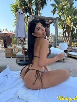 sabrina-escort-via-kinky-68b624d53f009c00127633c5