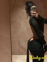 Laura - Naughty elegance 