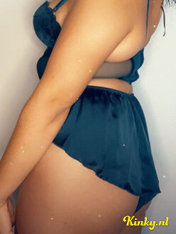 chaimae-escort-via-kinky-67cecdd507702000133eec3a