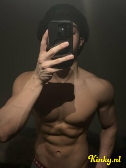 delon-escort-via-kinky-685782716f455c0013d03e2c