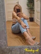 bella-escort-via-kinky-674f1f8edceb1e0013a4c4d7