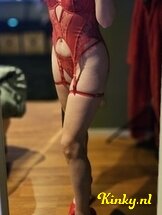 roos-escort-via-kinky-677a80433a3591001292b050