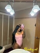 celeste-prive-ontvangst-via-kinky-6814c36b3cd0cf00131c56a8