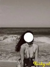 amélie-erotische-massage-via-kinky-68c90af07e9b9200131095c0