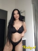 Yasmina - New in town/Only Escort.