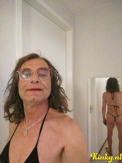 frédérique-escort-via-kinky-68f3f059665fb20013632c04