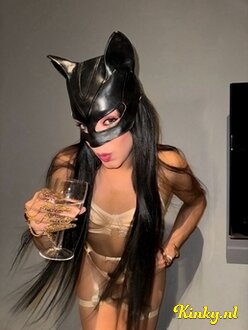 scarlett-prive-ontvangst-via-kinky-6762db74976ae400130dc0d9