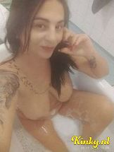 kamila-escort-via-kinky-69415f361e512500131c3e95