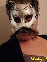 Camila - Pijpen deepthroat