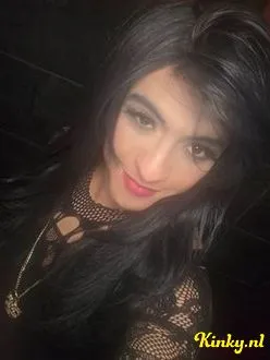 shakira-ts-prive-ontvangst-via-kinky-694ac8953c4c6d00136b97b6