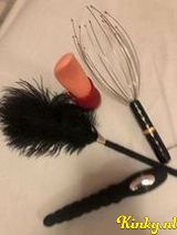 Emma - Professional massages on a table with happy end!