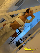 sofi-escort-via-kinky-689410b66f455c0013d0aa54