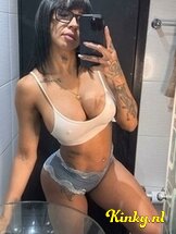 lany-virtual-sex-via-kinky-6889960c375bfd001319492b