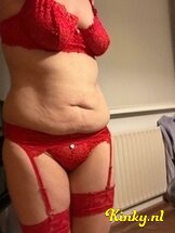 chantal-&-ricardo-escort-via-kinky-67ae5d396396ea00130c6e5d