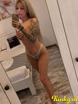 corina-escort-via-kinky-68e1ad23918ef40013943b33