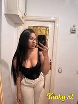 Samantha - New young girlfriend