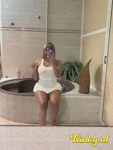 Michell - Good party Latina girls threesome available