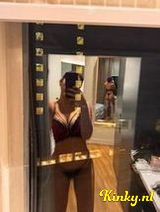 Emma - Party with two friends