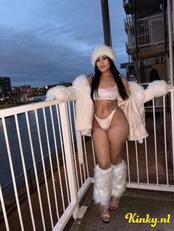 chanel-prive-ontvangst-via-kinky-694556e14260d70013a48dd2