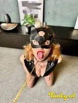 Britney -  Hey! Let’s make every moment un 