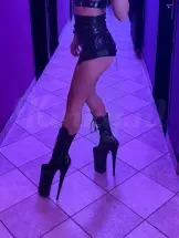 mistress-anna-bdsm-via-kinky-6a3fe662f01ea600127a5937