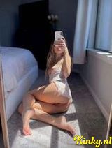 Lauren - Colombian party babe/ Gfe/ Trio