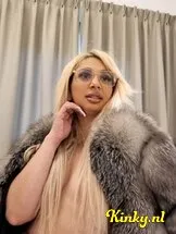 emma-escort-via-kinky-679b954fe24ae50013b887d4