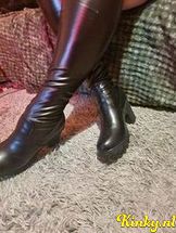 kim-virtual-sex-via-kinky-68d0580539a405001305dd15