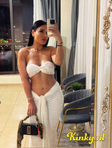 Reina - Unforgettable Desire – Classy & Addictive
