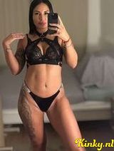 Reina - Hot Babe Girl