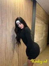 khloe-prive-ontvangst-via-kinky-698ef35fc8c1ea0013ad517a