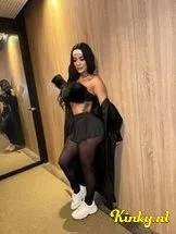 khloe-prive-ontvangst-via-kinky-698ef35fc8c1ea0013ad517b