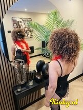 maria-prive-ontvangst-via-kinky-68a6f9b81ea34700135d3fe3