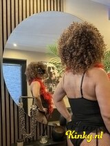 Maria - Geile Spaanse secretaresse wilt jou grote paal