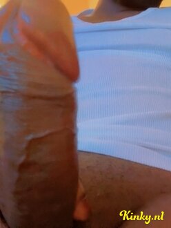dave-erotische-massage-via-kinky-6891d9a431f4b00013baa8db