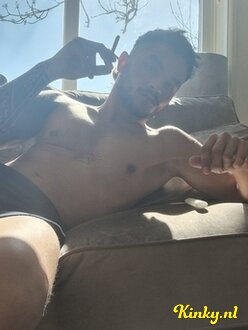 henrique-escort-via-kinky-67f2a4536f455c0013cf9709