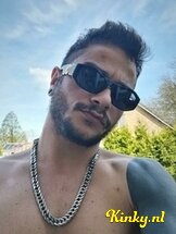 henrique-escort-via-kinky-67fdeeab88e8e7001301d8ac