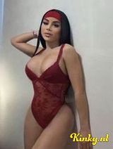 Paty - high-impact Latina